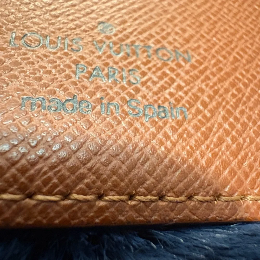 Louis Vuitton Vintage Tan Leather Wallet/ Cardholder - Picture 2 of 14